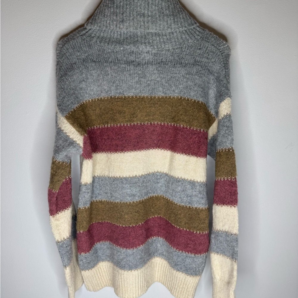 NWT | Hem & Thread | Striped Cowlneck Sweater | Size Medium - Picture 4 of 5